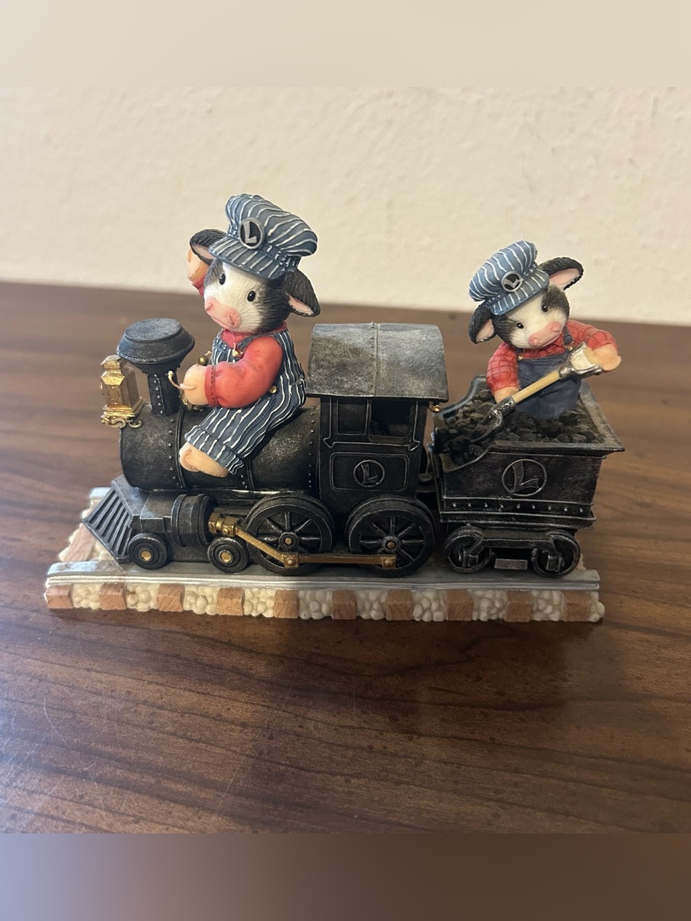 Mary Moo Moos Hip Hooray We’re On Our Way Train Decoration Collectable Enesco